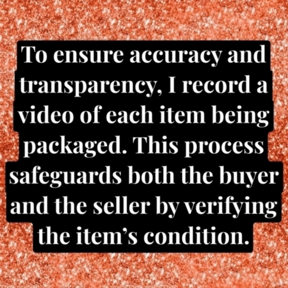 18kgp Dubai Jewelery - Gold Heart Bracelet with Crystal Accents (Adjustable) - Picture 9 of 9